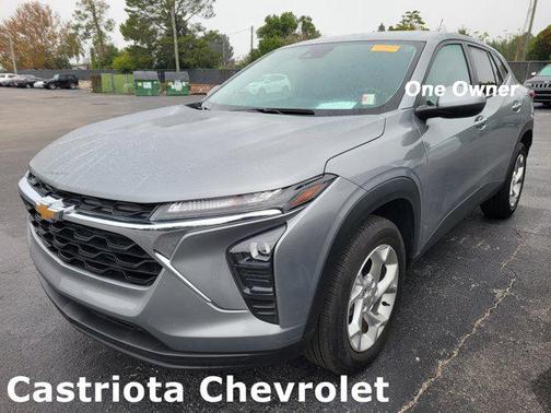 2025 Chevrolet Trax LS