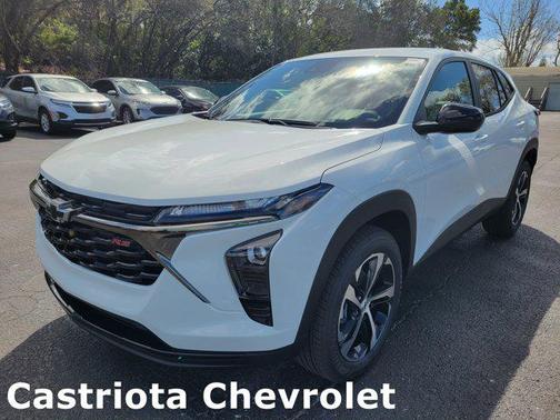 Summit White 2026 Chevrolet Trax FWD 1RS