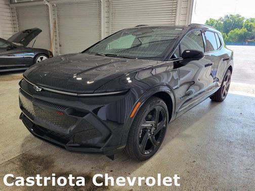2025 Chevrolet Equinox EV RS