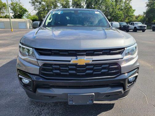 Satin Steel Metallic 2022 Chevrolet Colorado LT