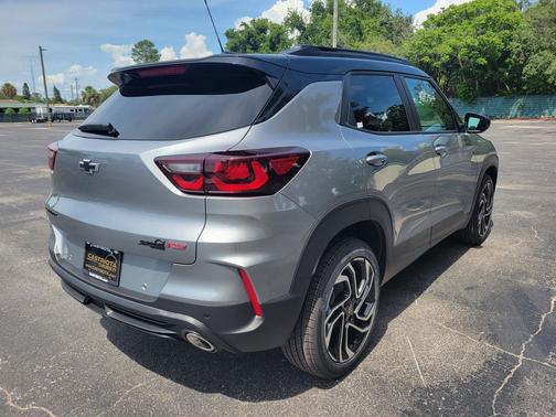 Sterling Gray Metallic 2026 Chevrolet Trailblazer RS