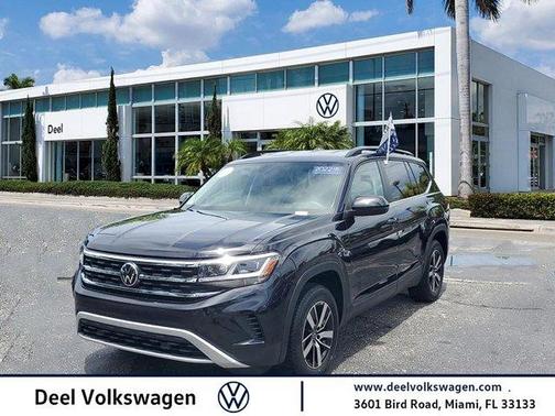 Deep Black Pearl Effect 2022 Volkswagen Atlas 2.0T SE