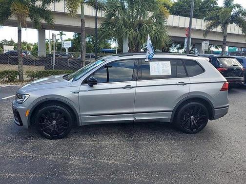 2020 Volkswagen Tiguan 2.0T SE R-Line Black