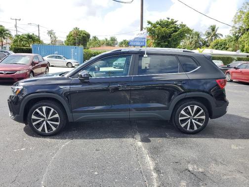 2022 Volkswagen Taos 1.5T SE