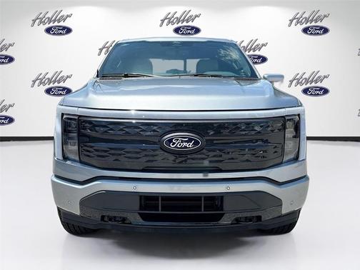 2025 Ford F-150 Lightning Platinum