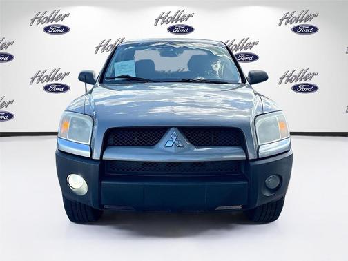 2009 Mitsubishi Raider LS Crew Cab
