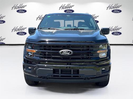 Agate Black Metallic 2026 Ford F-150 XLT
