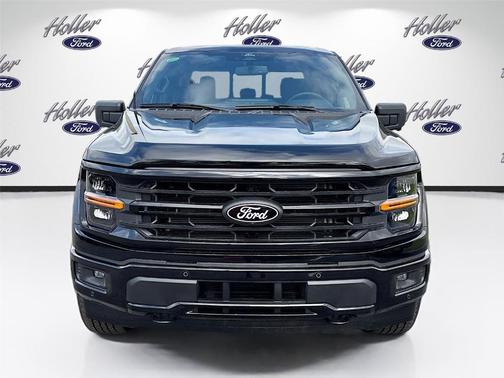 Agate Black Metallic 2026 Ford F-150 XLT