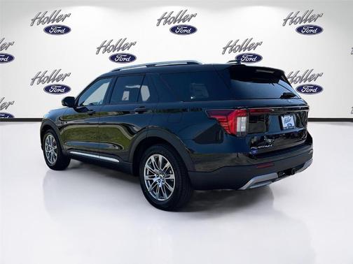 Agate Black Metallic 2026 Ford Explorer Platinum