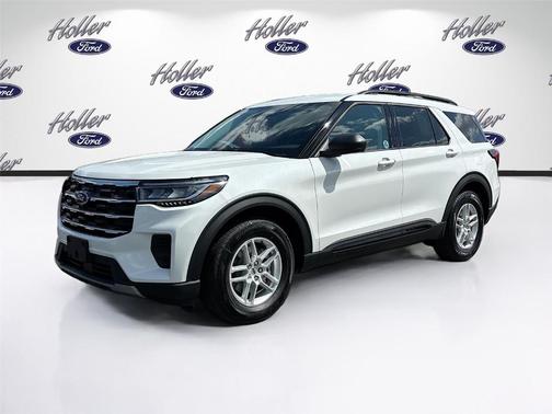 Star White 2026 Ford Explorer Active