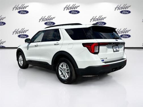 Star White 2026 Ford Explorer Active