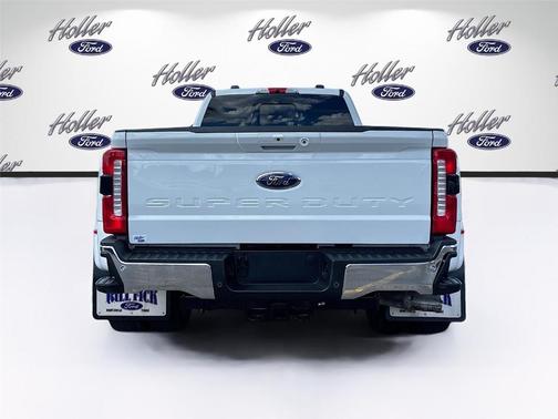 2025 Ford F-350 Lariat Super Duty
