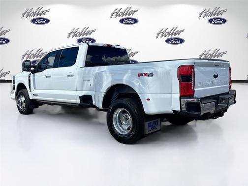 2025 Ford F-350 Lariat Super Duty