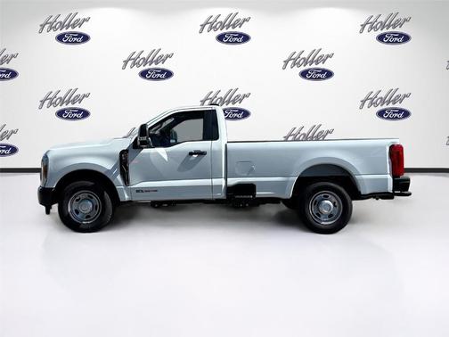 Oxford White 2025 Ford F-350 XL