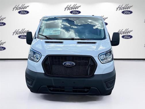 2025 Ford Transit-150 