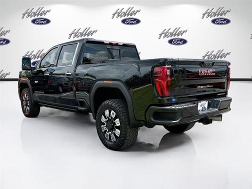 Onyx Black 2024 GMC Sierra 2500 Denali