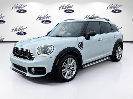 Light White 2017 MINI Countryman Cooper S