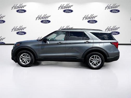 Carbonized Gray Metallic 2026 Ford Explorer Active