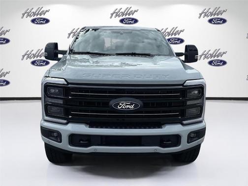 2025 Ford F-250 Platinum