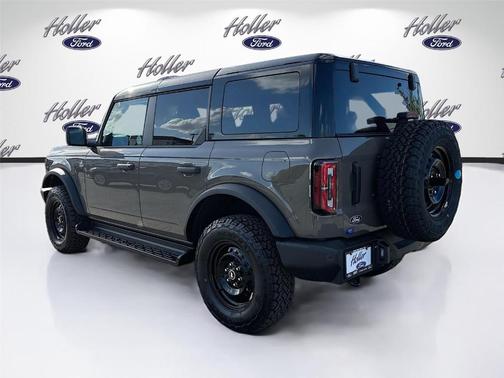 Gray 2026 Ford Bronco Outer Banks
