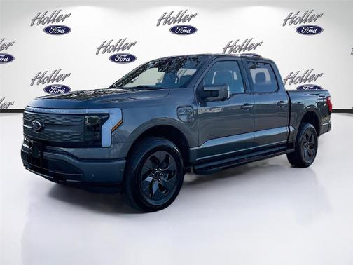 2022 Ford F-150 Lightning LARIAT