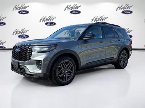 Carbonized Gray Metallic 2026 Ford Explorer ST-Line