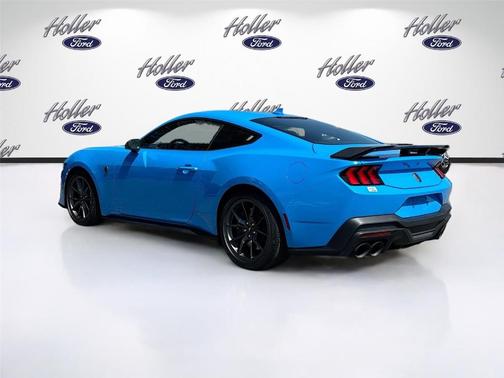 2025 Ford Mustang Dark Horse