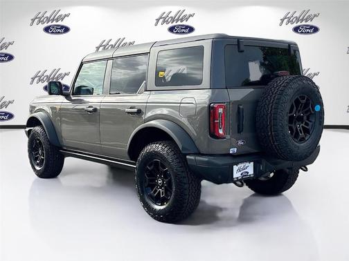 Gray 2026 Ford Bronco Badlands