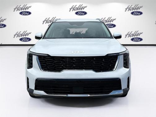 Glacial White Pearl 2024 Kia Sorento S