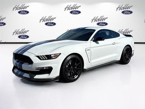 2017 Ford Shelby GT350 Base