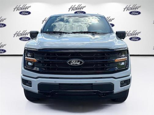 Avalanche 2026 Ford F-150 XLT