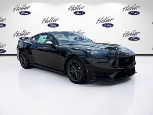 2025 Ford Mustang Dark Horse