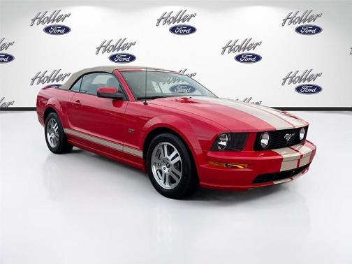 2005 Ford Mustang GT Premium
