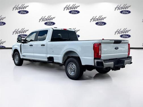 Oxford White 2026 Ford F-350 XL