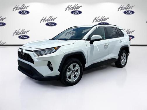 Super White 2020 Toyota RAV4 XLE