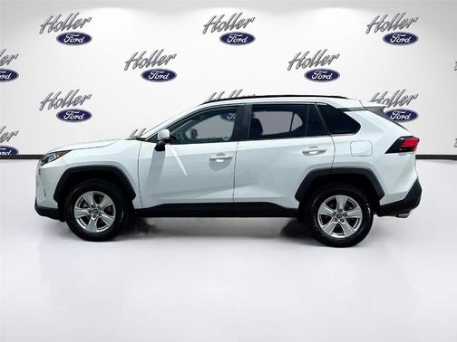Super White 2020 Toyota RAV4 XLE