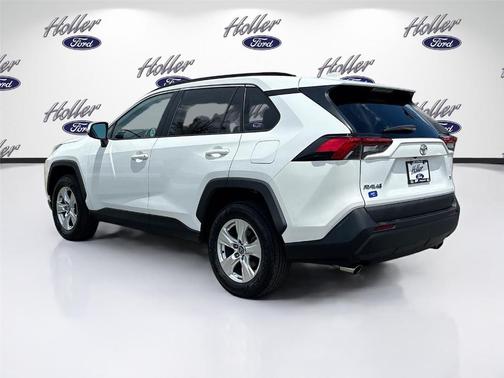 Super White 2020 Toyota RAV4 XLE