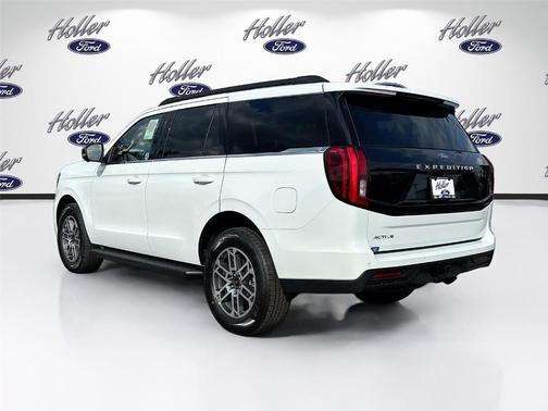 Oxford White 2026 Ford Expedition Active