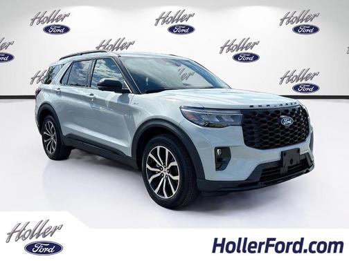 Avalanche Gray 2027 Ford Explorer ST-Line