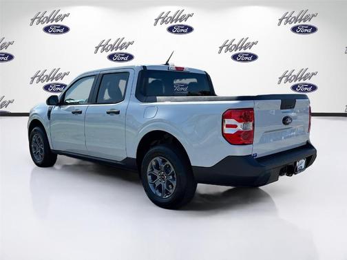 Space White Metallic 2026 Ford Maverick XLT