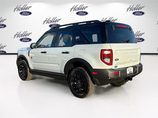 Space White Metallic 2026 Ford Bronco Sport Badlands