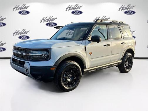 Space White Metallic 2026 Ford Bronco Sport Badlands