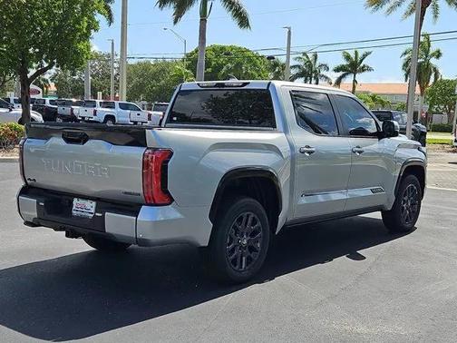2025 Toyota Tundra Hybrid Platinum