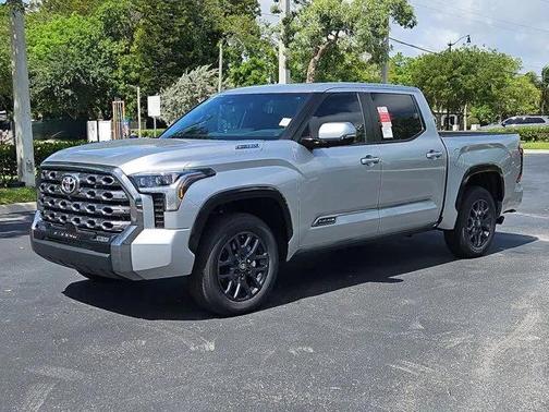 2025 Toyota Tundra Hybrid Platinum