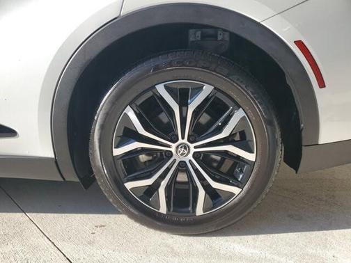 2025 Toyota Crown XLE