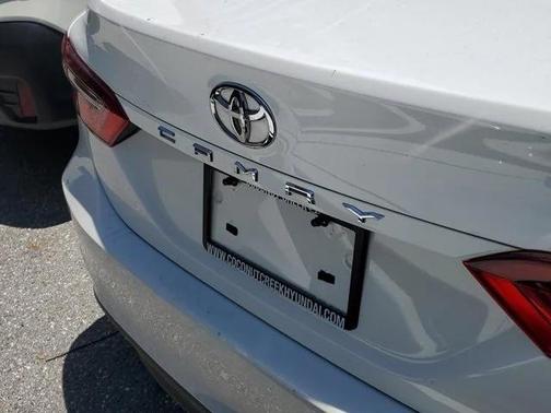 2022 Toyota Camry LE