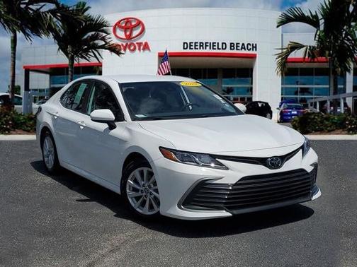 2022 Toyota Camry LE