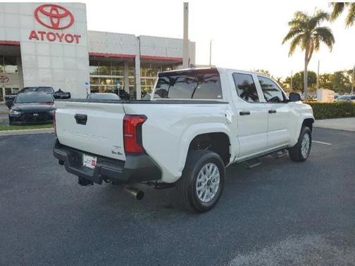 2025 Toyota Tacoma SR