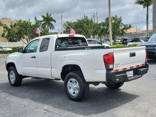 Ice 2023 Toyota Tacoma SR