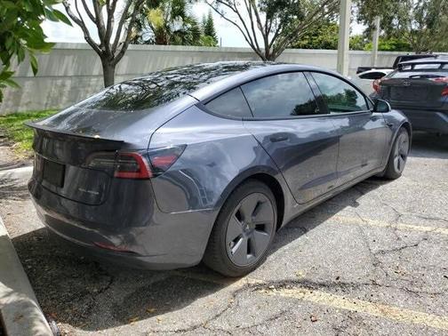 2022 Tesla Model 3 Long Range